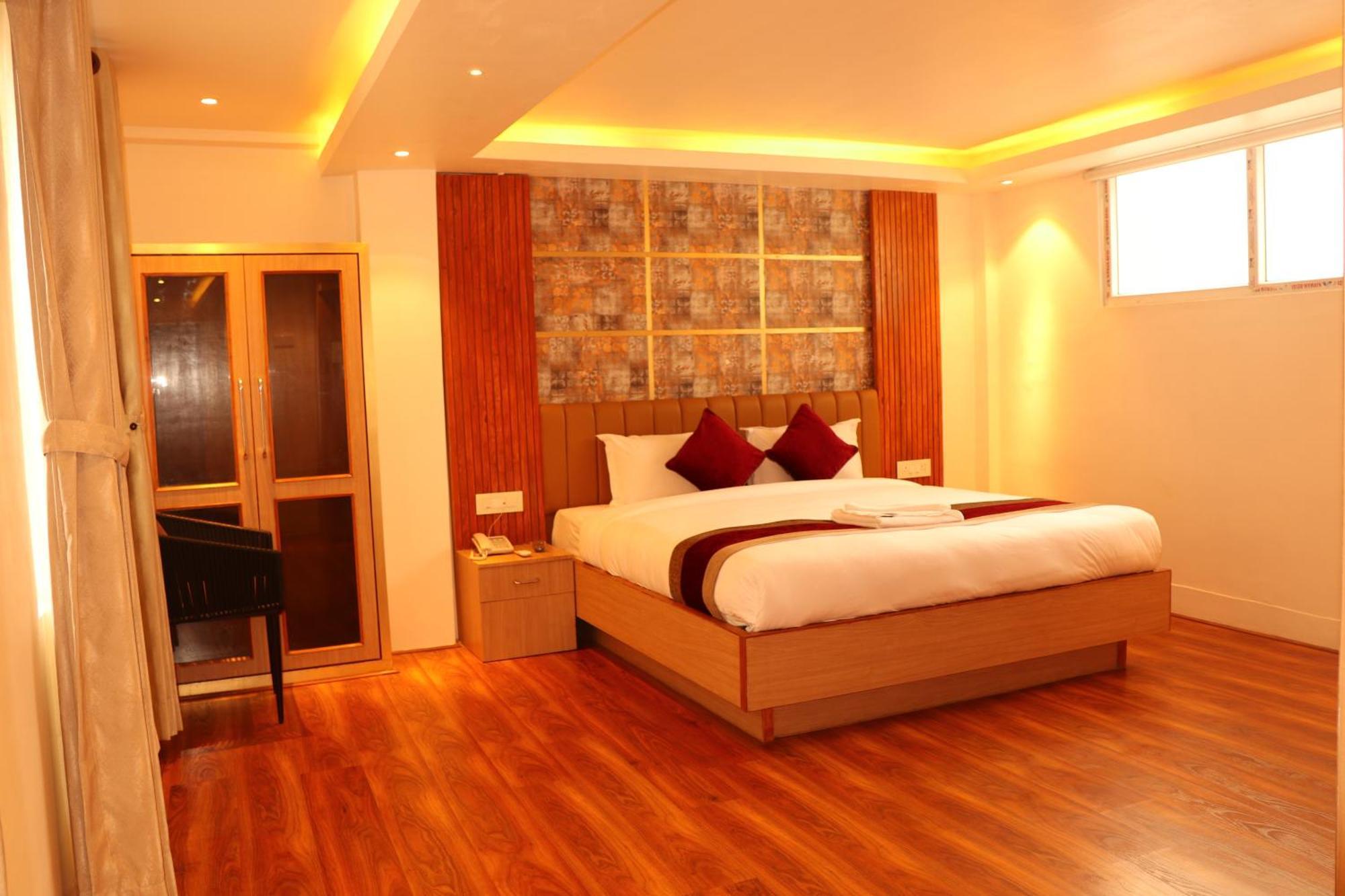 Hotel Elegant Kathmandu Inn Exterior photo